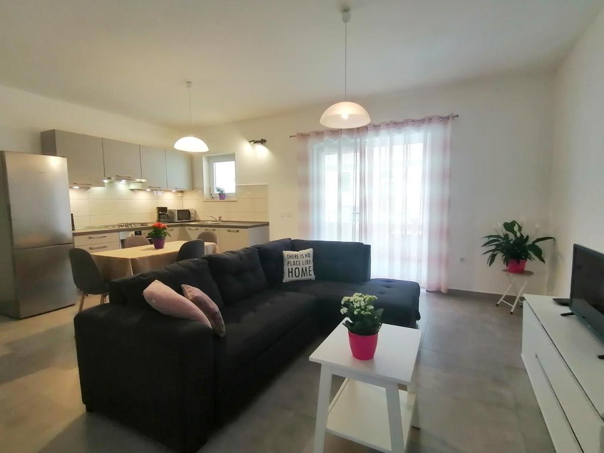Holiday Apartment Dunja PUY Eksteriør bilde