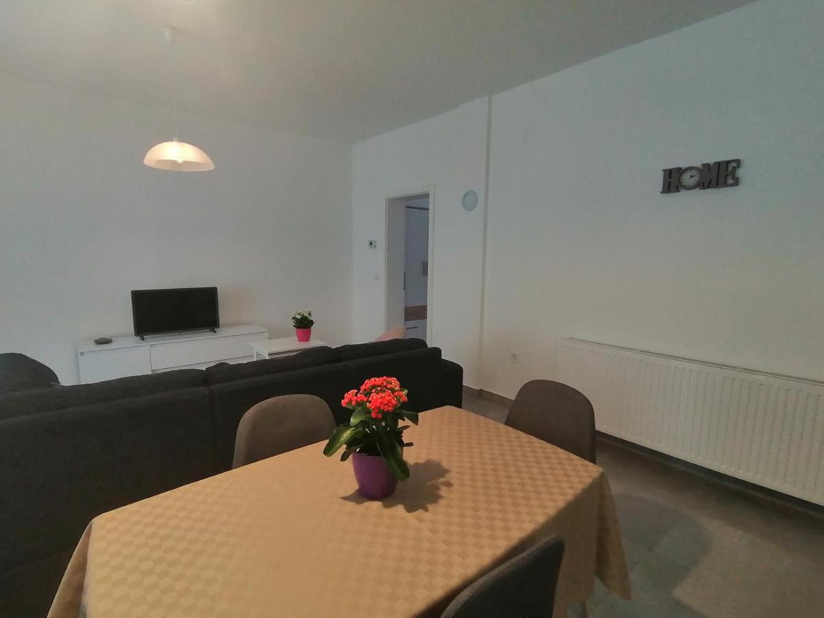 Holiday Apartment Dunja PUY Eksteriør bilde